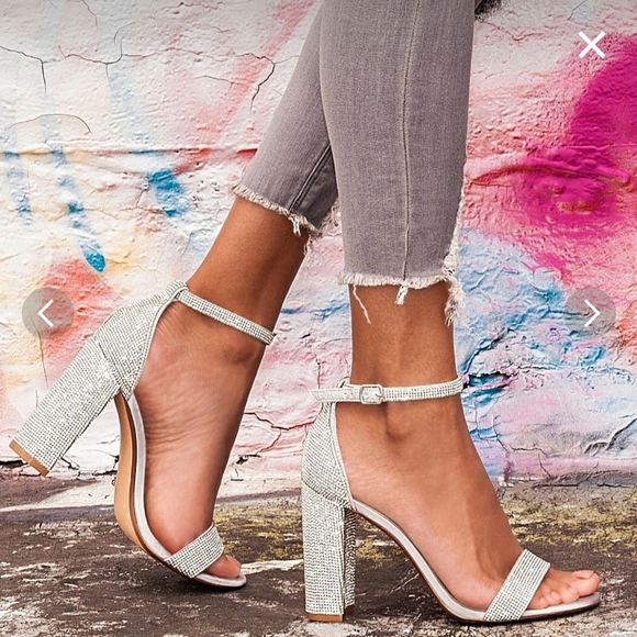 Modern Chic Steve Madden Rhinestone Sandals - Picture 14 of 14